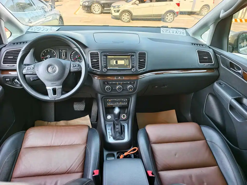 Volkswagen Sharan 2016 — фото 13