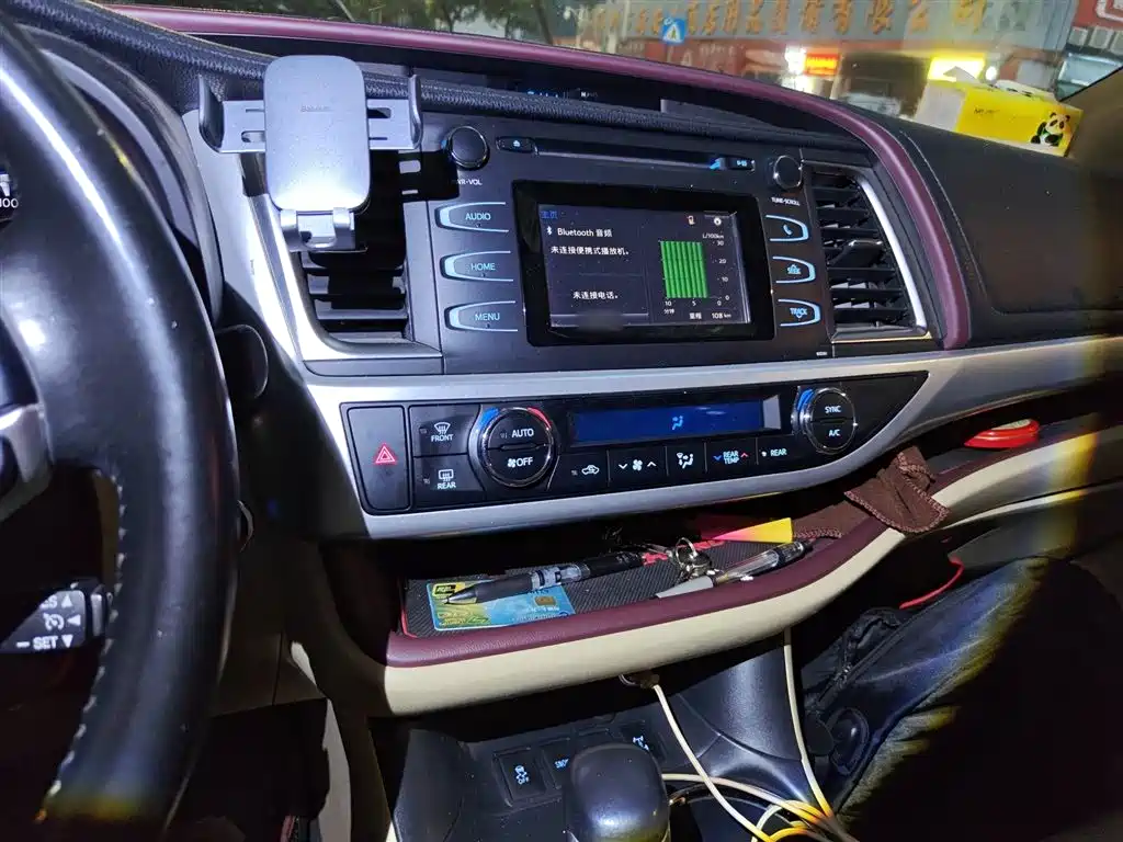 Toyota Highlander 2015 — фото 6