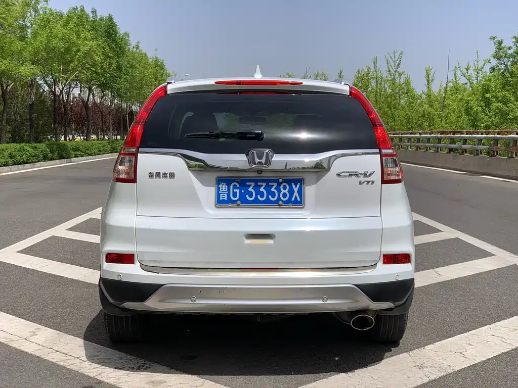Honda CR-V 2015 — фото 10