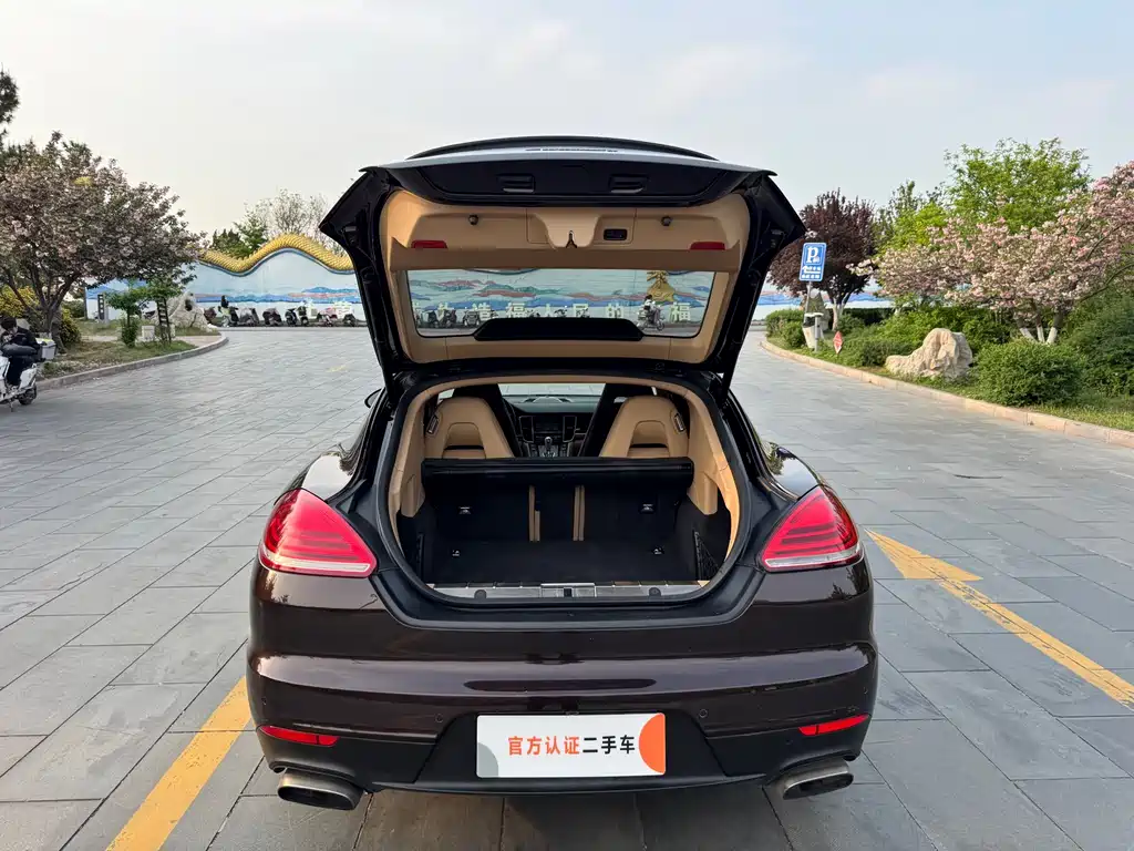 Porsche Panamera 2016 — фото 24