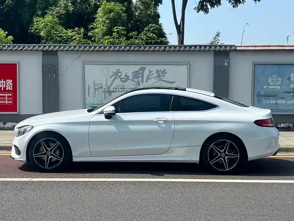 Mercedes-Benz C-Class 2018