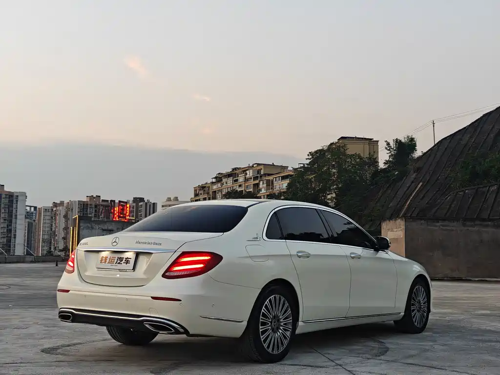 Mercedes-Benz E-Class 2020 — фото 5