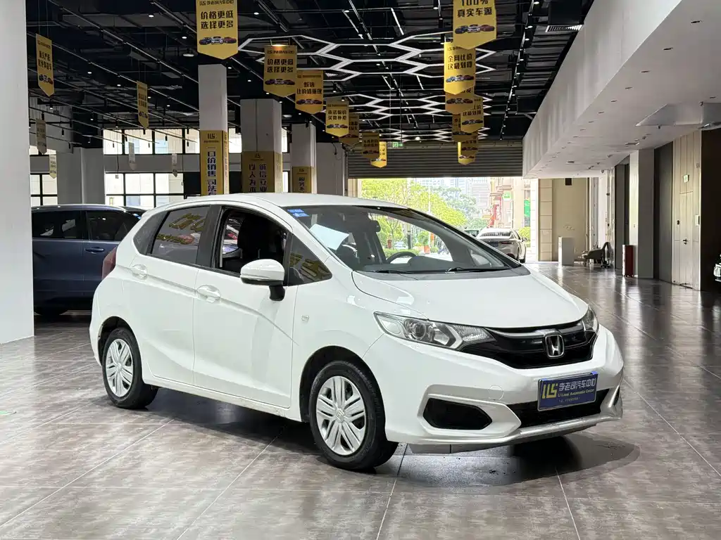 Honda Fit 2018 — фото 5