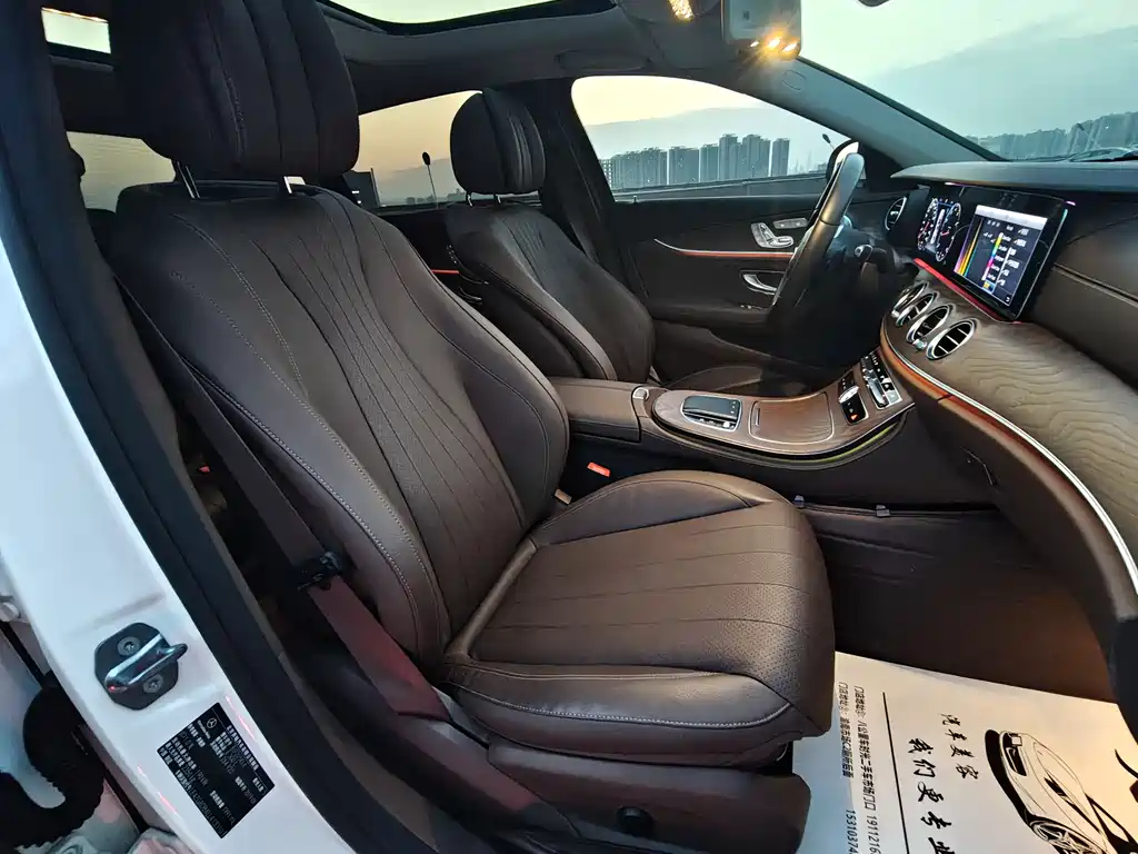 Mercedes-Benz E-Class 2020 — фото 23