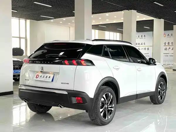 Peugeot 2008 2022