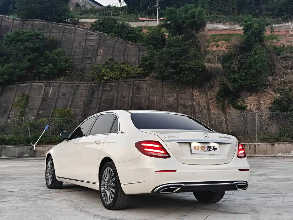 Mercedes-Benz E-Class 2020 — фото 7
