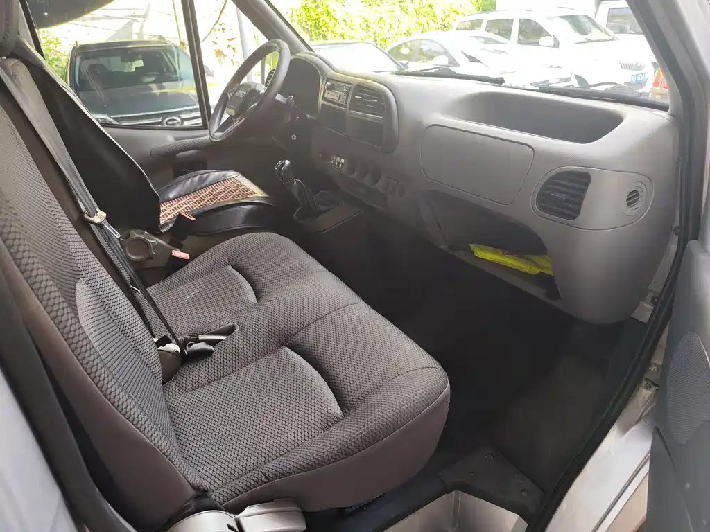 JMC Tesla 2019