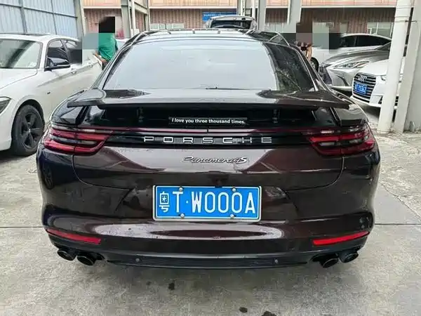 Porsche Panamera 2019