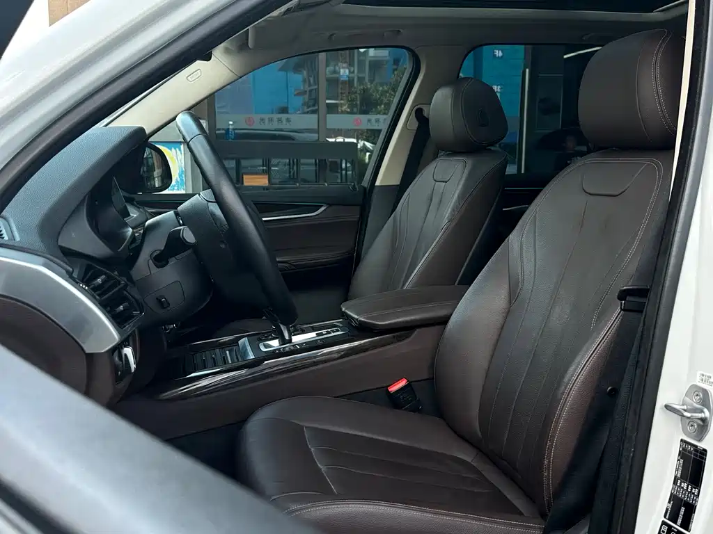 BMW X5 2015 — фото 11