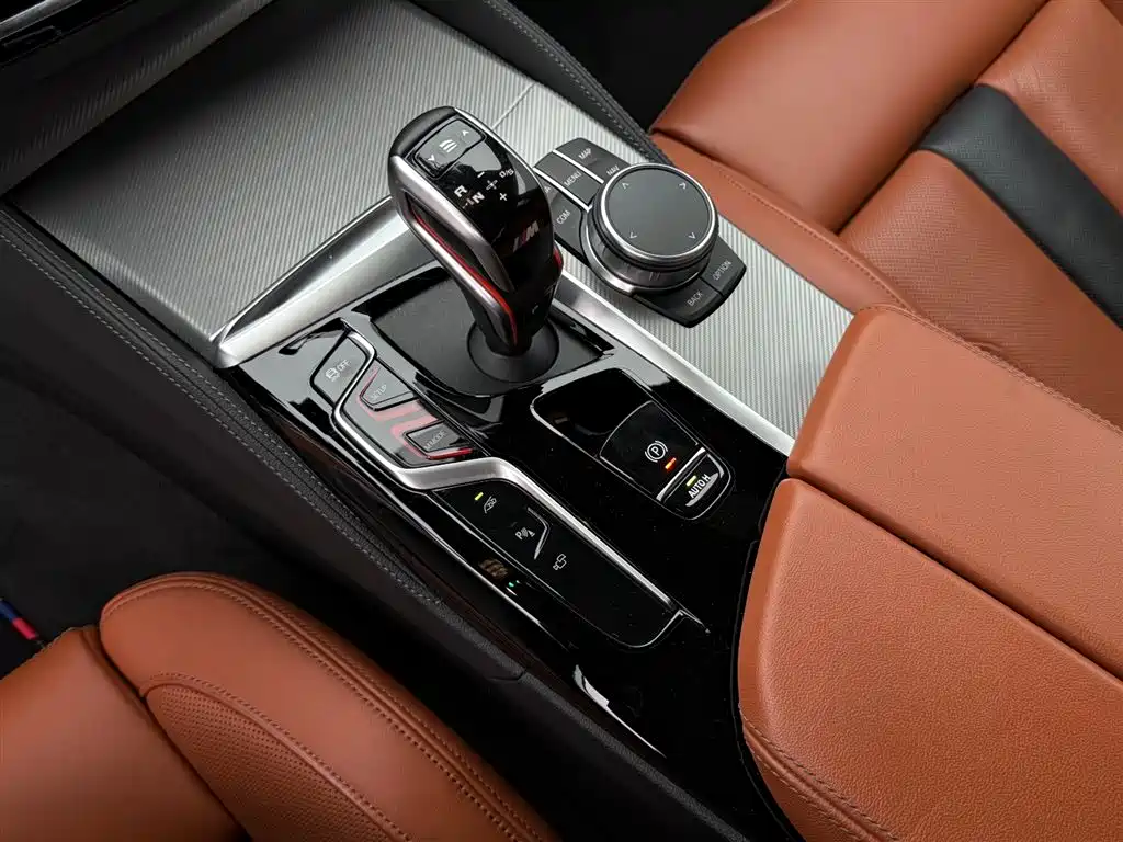 BMW M5 2021 — фото 27