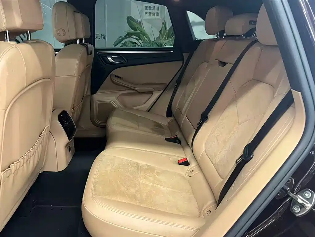 Porsche Macan 2019 — фото 13