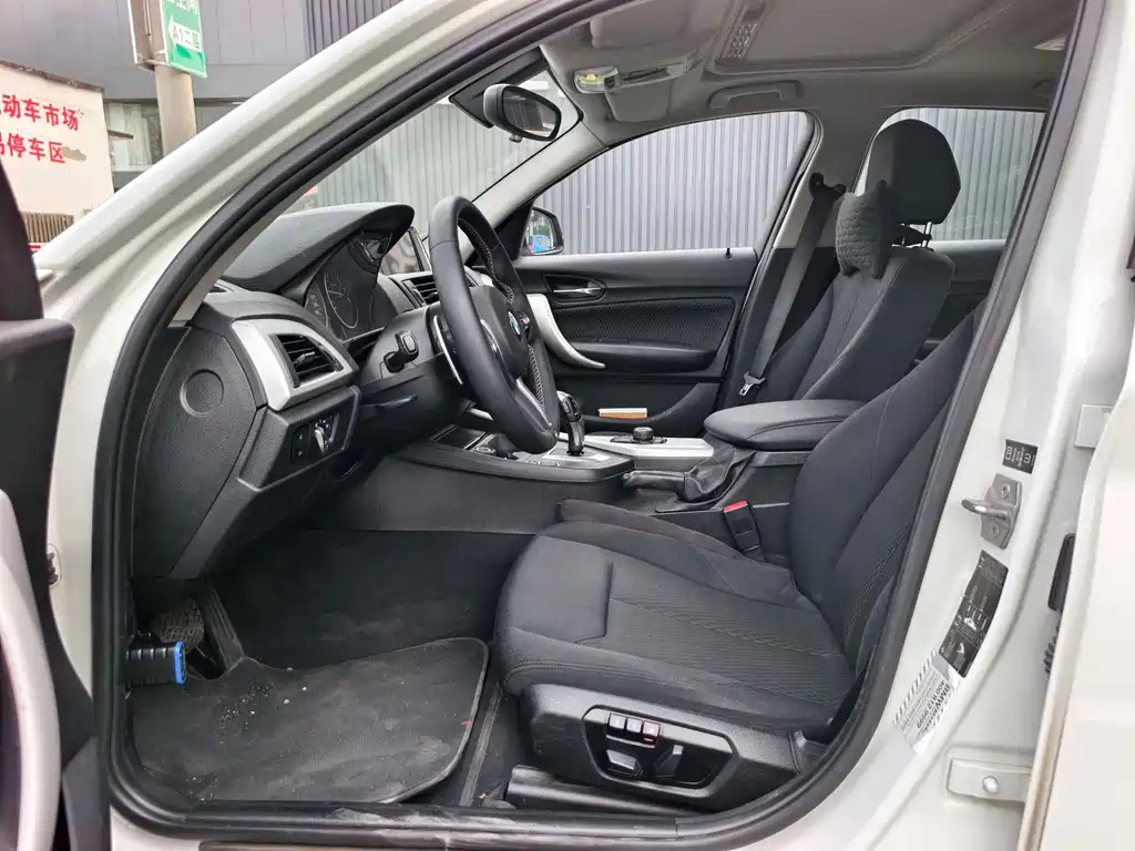 BMW 1 Series 2013 — фото 13