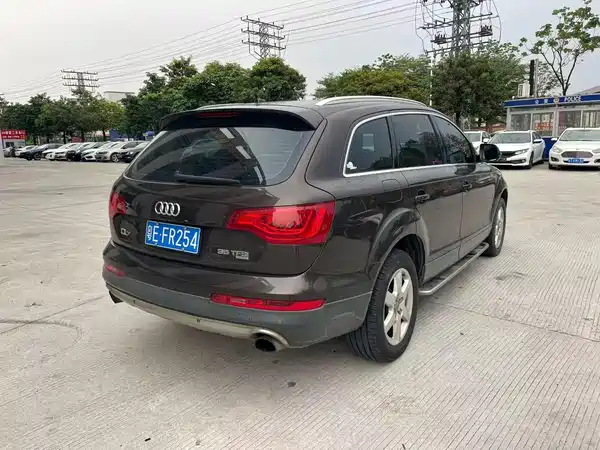 Audi Q7 2014