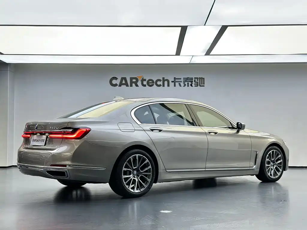 BMW 7 Series 2020 — фото 4