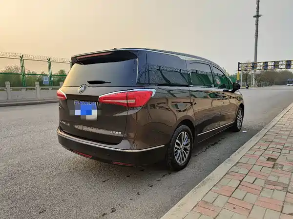 Buick GL8 2018