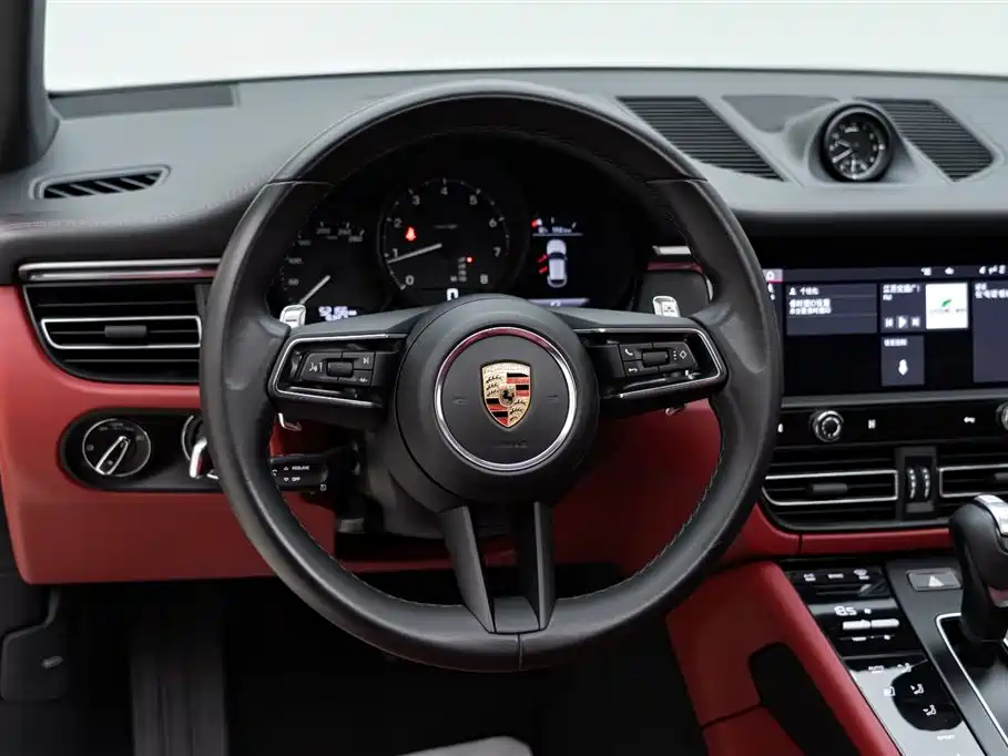Porsche Macan 2023 — фото 12