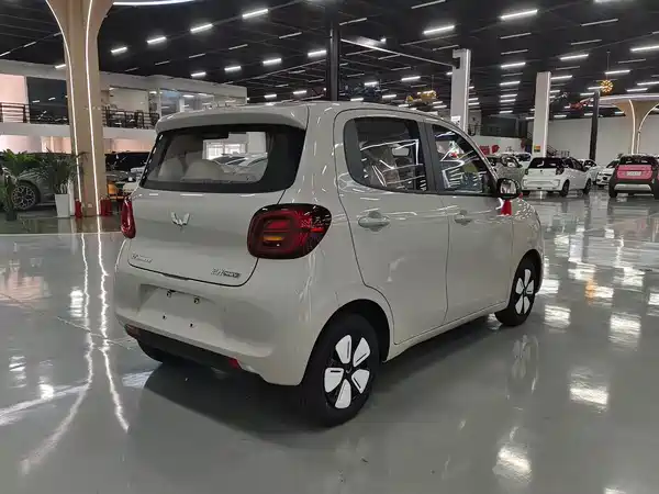 Wuling Hongguang MINIEV 2025