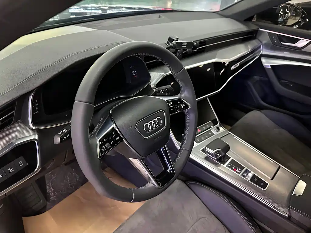 Audi A6L 2021 — фото 14