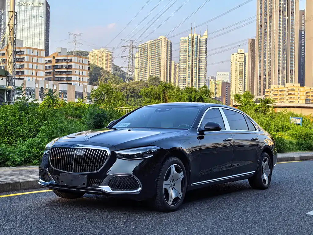 Mercedes-Benz Maybach S-Class 2025