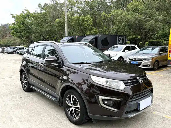JMC Yusheng S330 2016