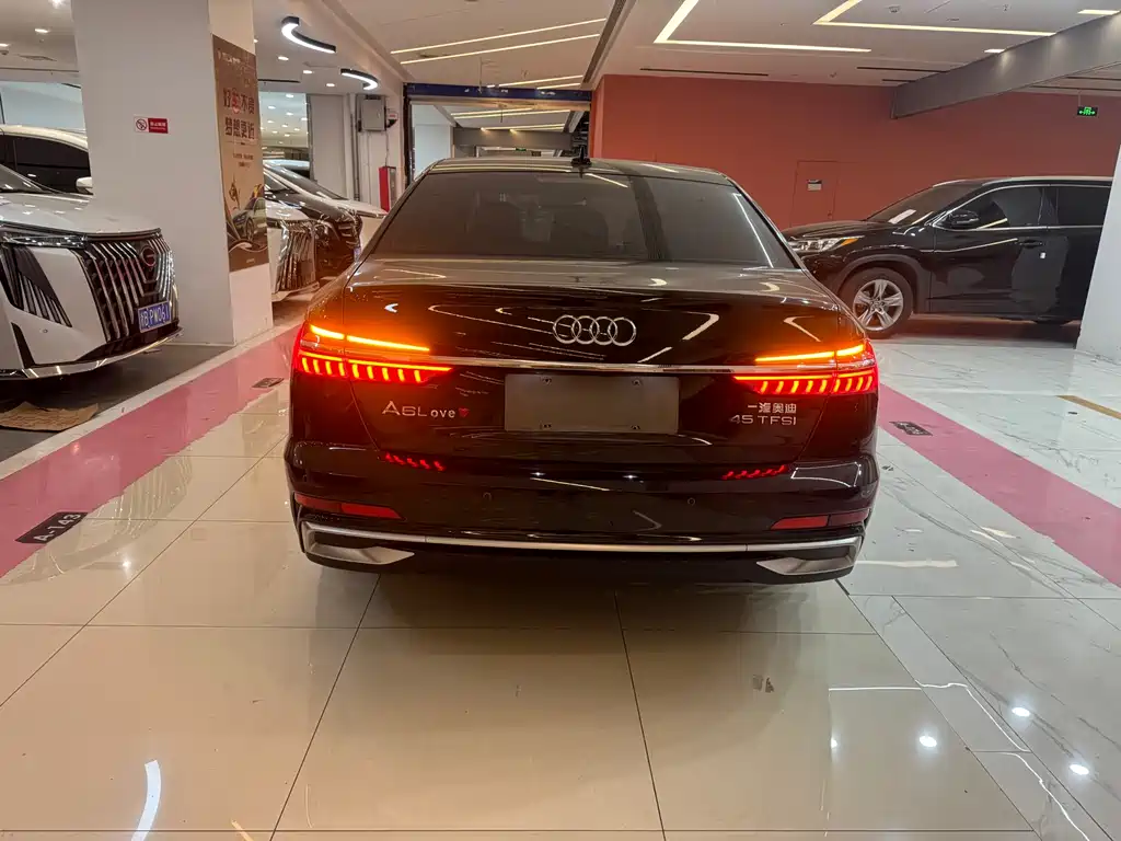 Audi A6L 2023 — фото 14