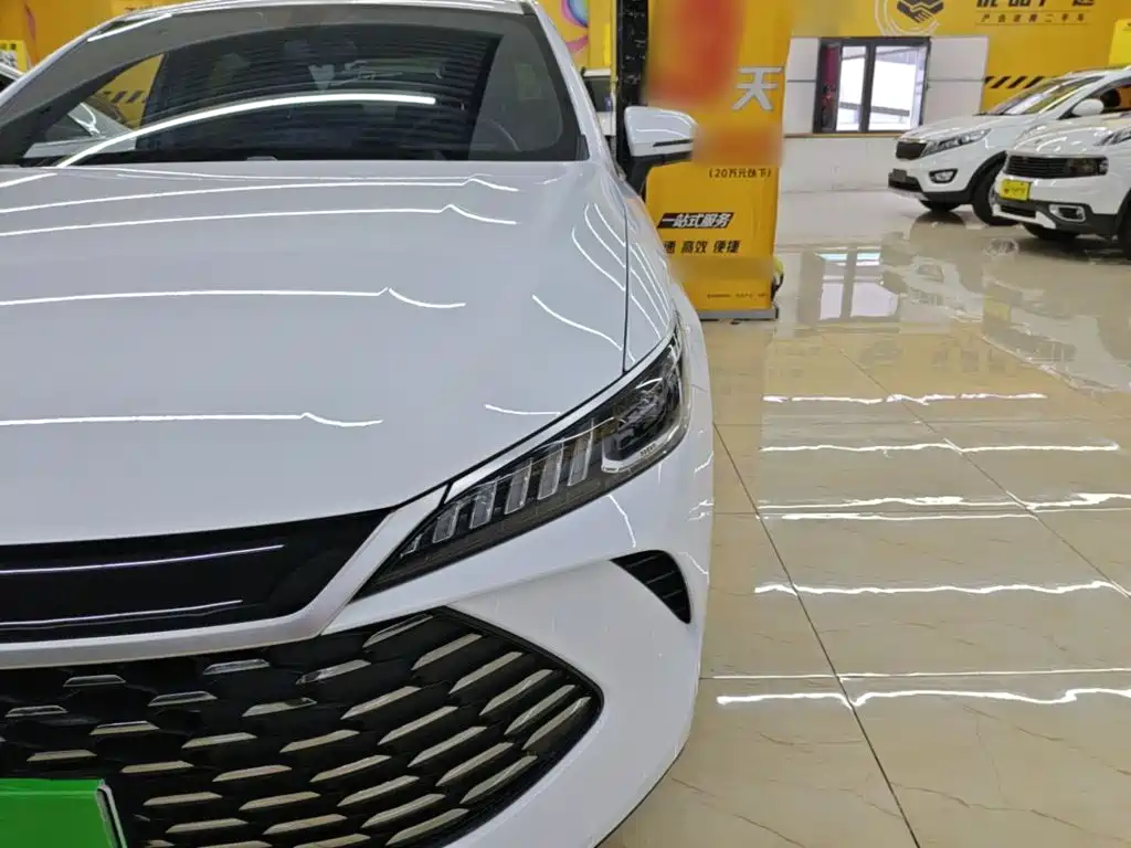 BYD Qin PLUS 2025 — фото 24