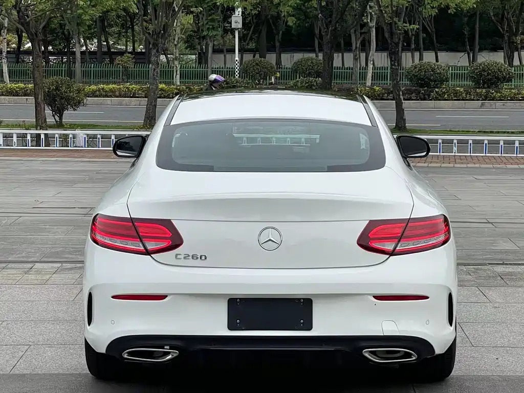Mercedes-Benz C-Class 2023 — фото 6