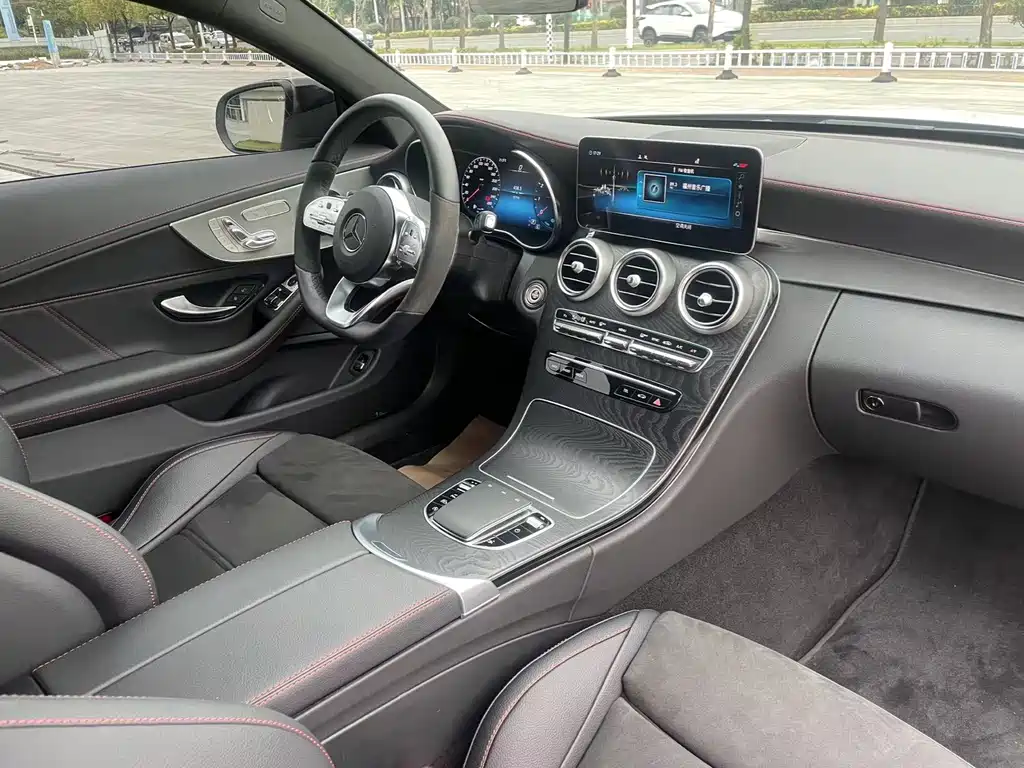 Mercedes-Benz C-Class 2023 — фото 8