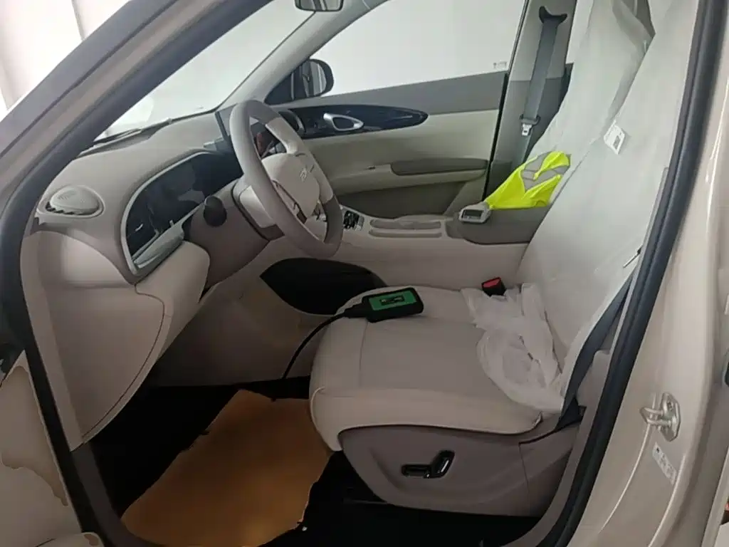 Geely Galaxy Starwish 2026 — фото 15