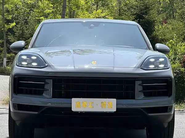 Porsche Cayenne 2024