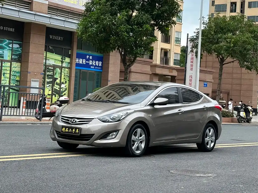 Hyundai Elantra Langdong 2014 — фото 1