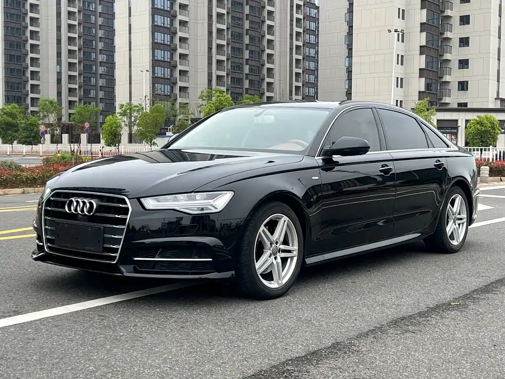 Audi A6L 2018 — фото 1