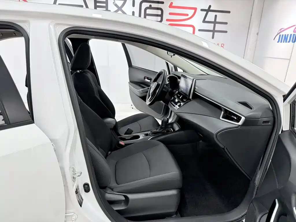 Toyota Corolla 2021 — фото 16