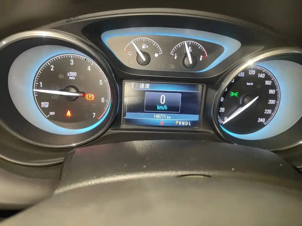 Buick Envision Plus 2016 — фото 12