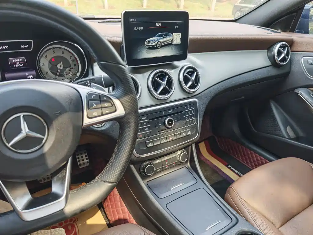 Mercedes-Benz CLA 2015 — фото 12