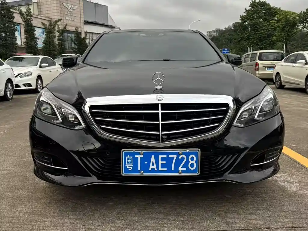 Mercedes-Benz E-Class 2015 — фото 4