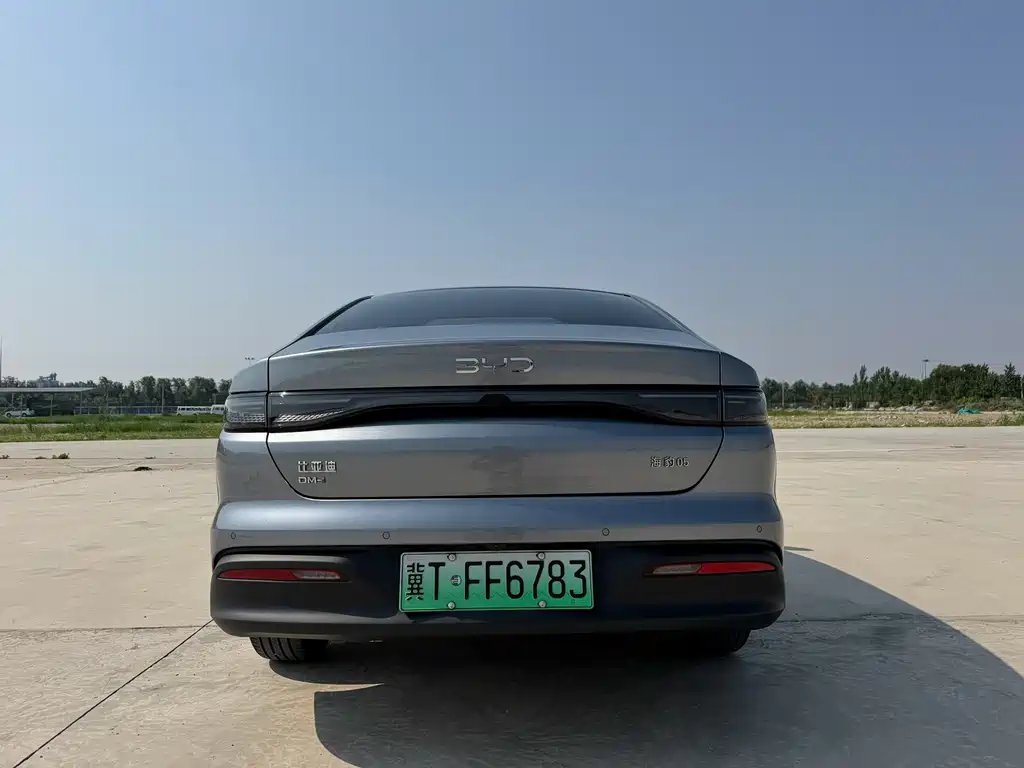 BYD Seal 05 DM-i 2025 — фото 8