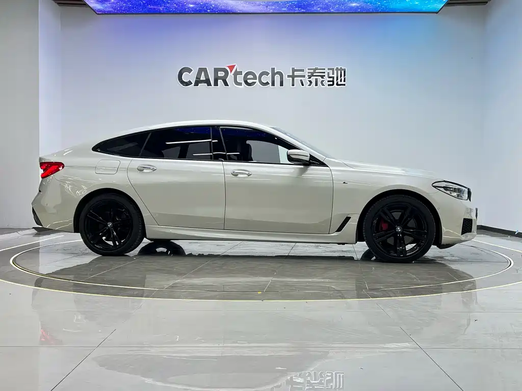 BMW 6 Series GT 2018 — фото 25