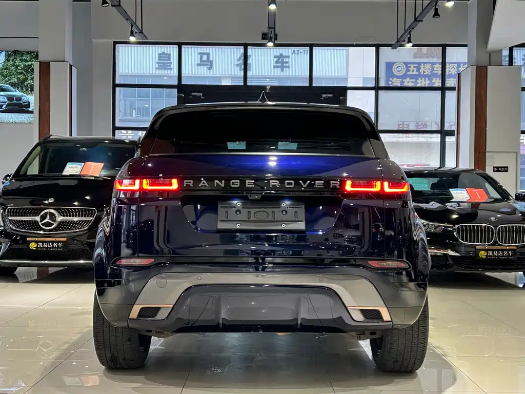 Land Rover Evoque 2021 — фото 29