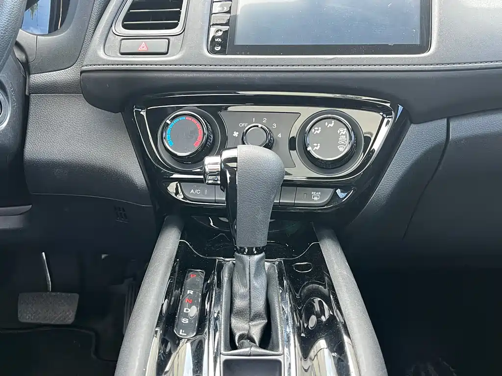 Honda Vezel 2020 — фото 16