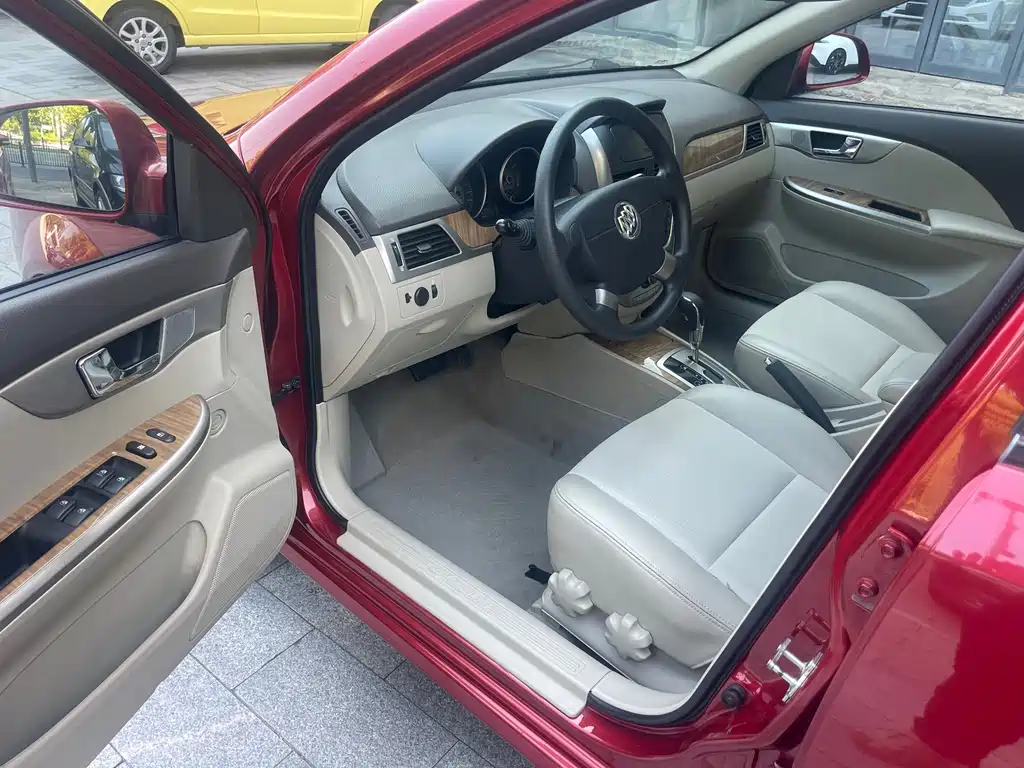 Buick Excelle 2015
