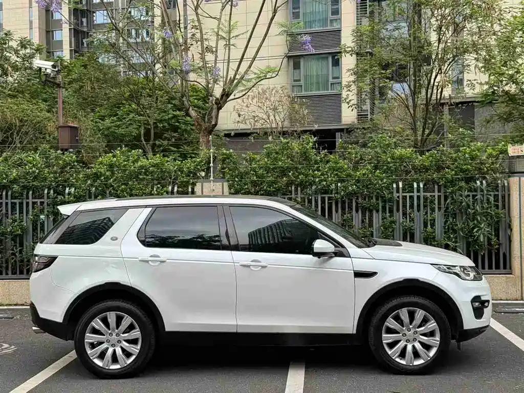 Land Rover Discovery Sport 2016 — фото 4