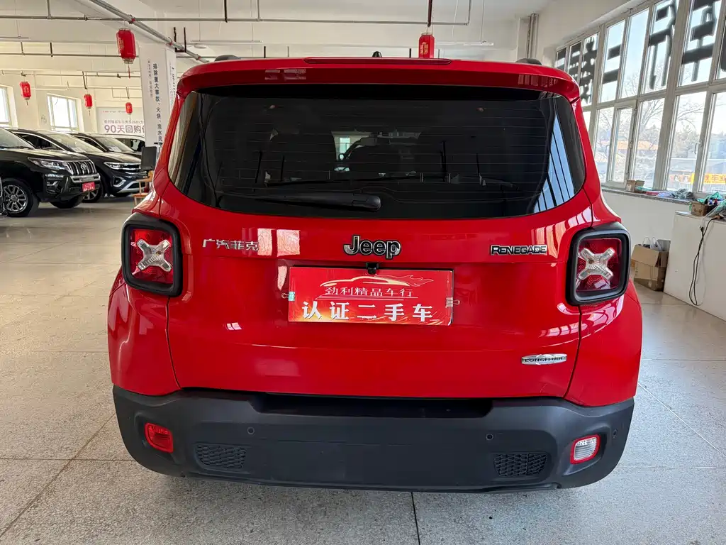 Jeep Renegade 2020 — фото 7