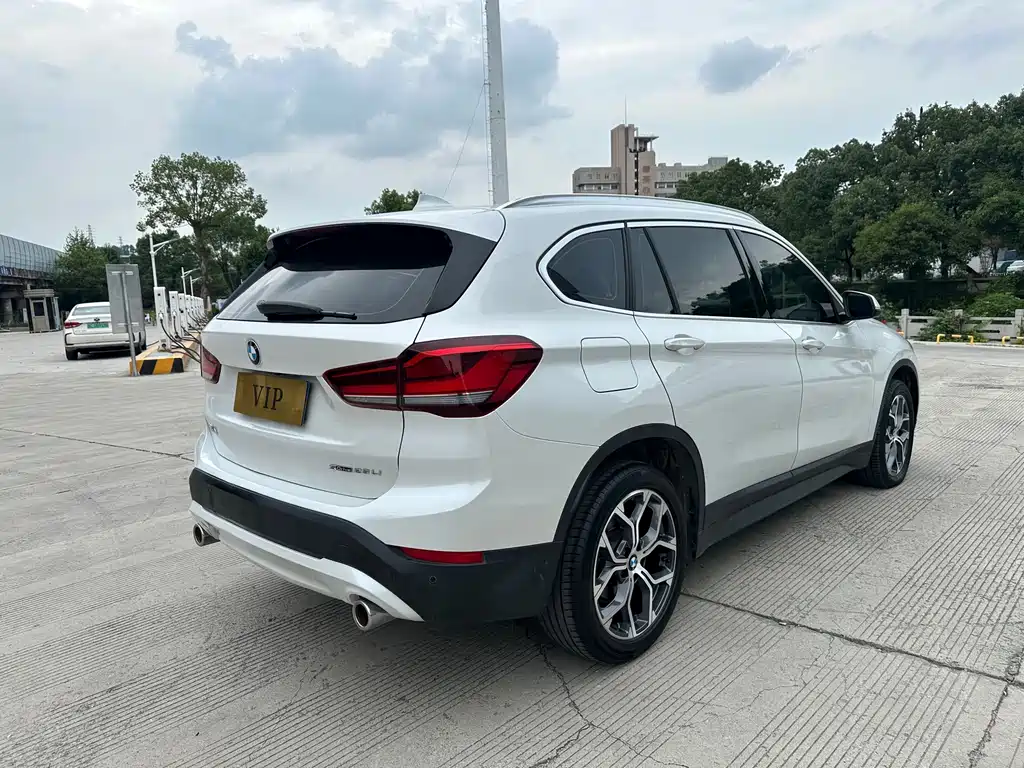 BMW X1 2023 — фото 9