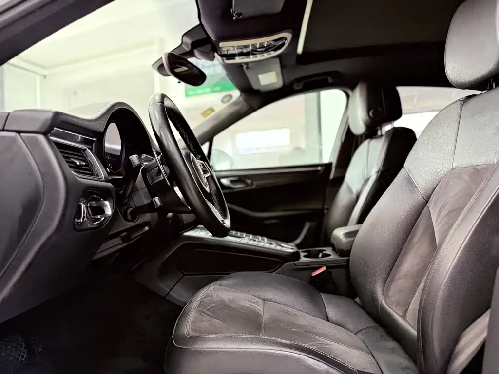 Porsche Macan 2015 — фото 8