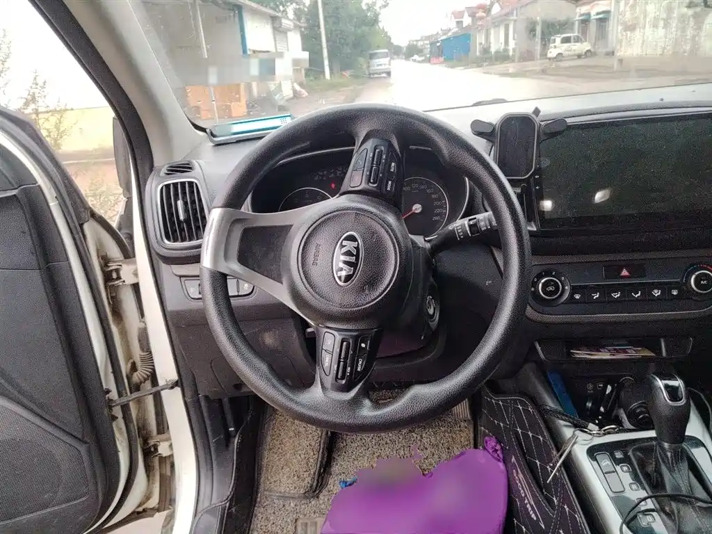 Kia KX3 2016