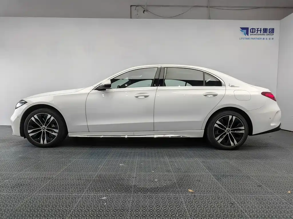 Mercedes-Benz C-Class New Energy 2024 — фото 7