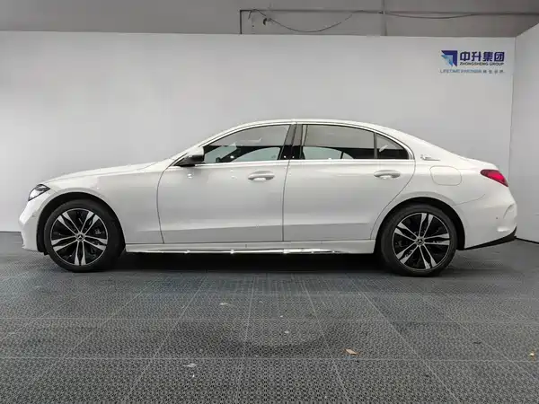 Mercedes-Benz C-Class New Energy 2024