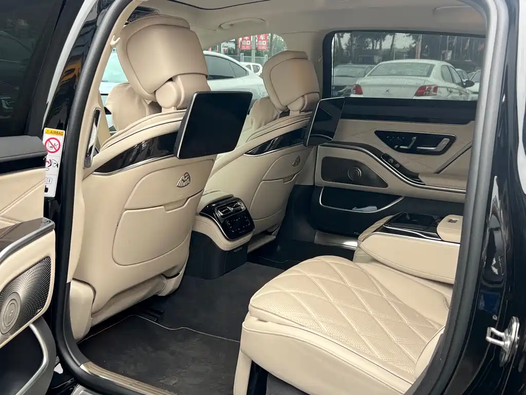 Mercedes-Benz Maybach S-Class 2025 — фото 8