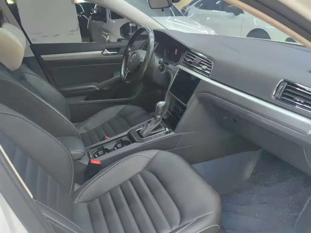 Volkswagen Lamando 2021